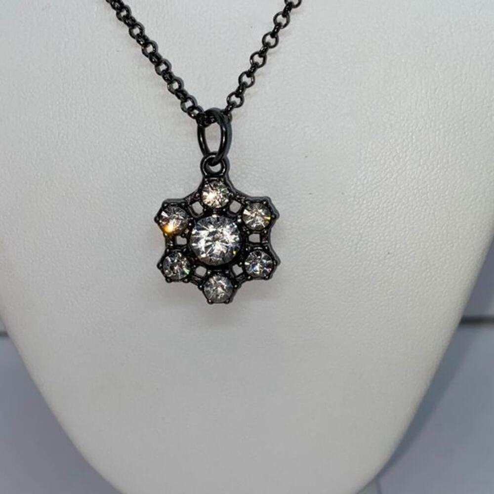 Black-Tone Rhinestone Pendant Necklace - Picture 2 of 6